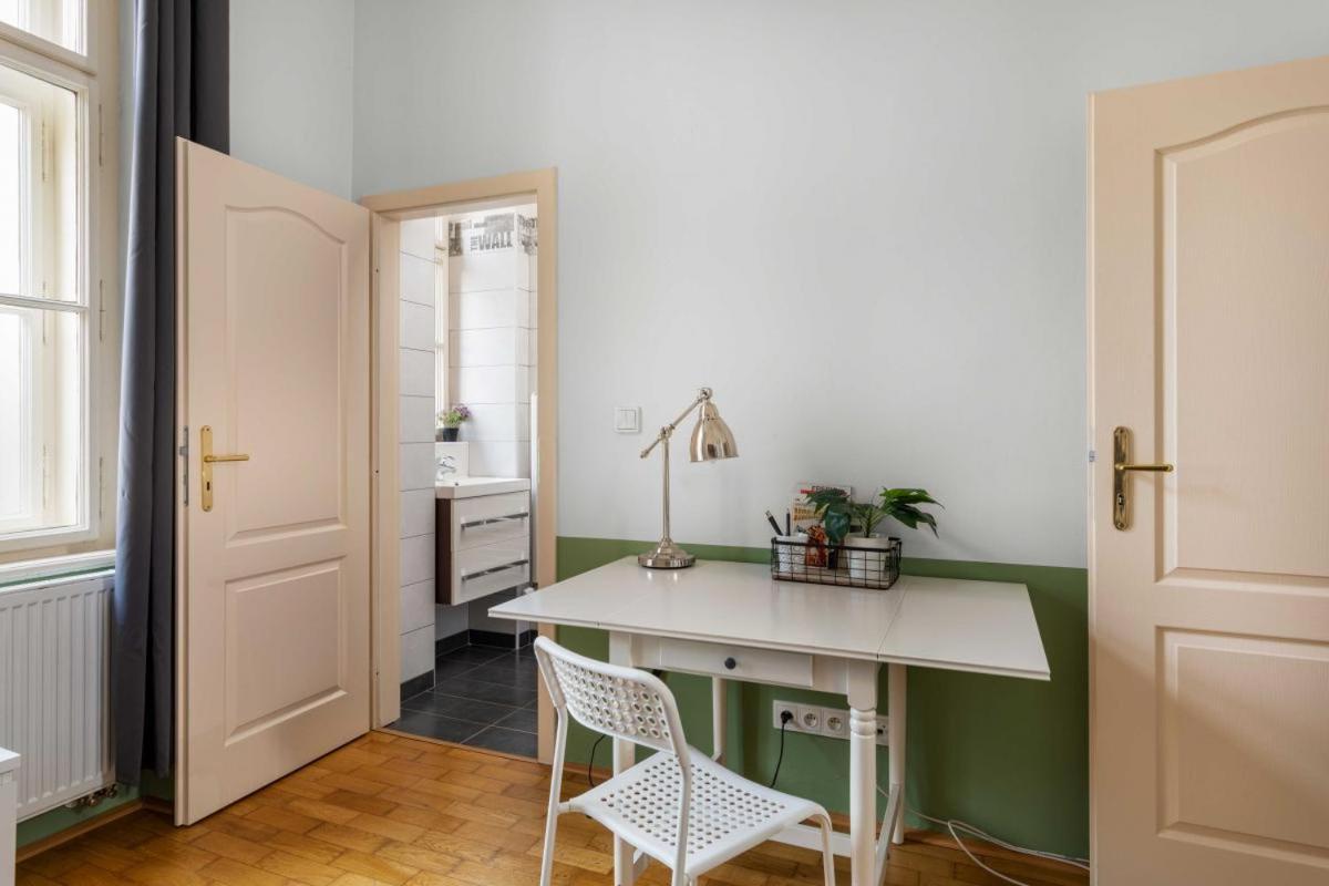 Letna Apartments براغ المظهر الخارجي الصورة