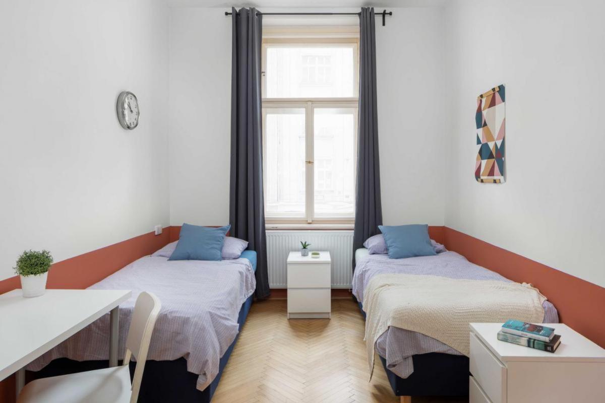 Letna Apartments براغ المظهر الخارجي الصورة