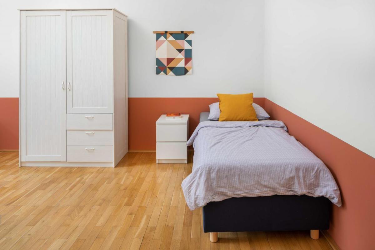 Letna Apartments براغ المظهر الخارجي الصورة