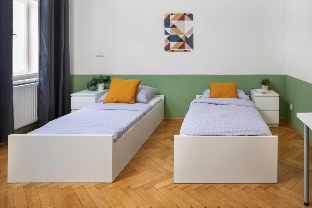 Letna Apartments براغ المظهر الخارجي الصورة